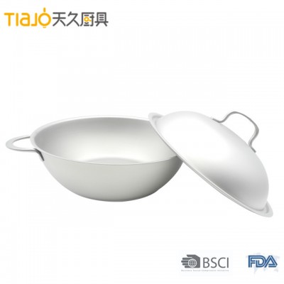 Pure titanium cookware wok with titanium lid